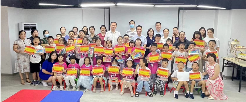 快樂暑假 幸福中山——湖北省第三人民醫(yī)院第二期職工子女暑期愛心托管班圓滿結(jié)業(yè)